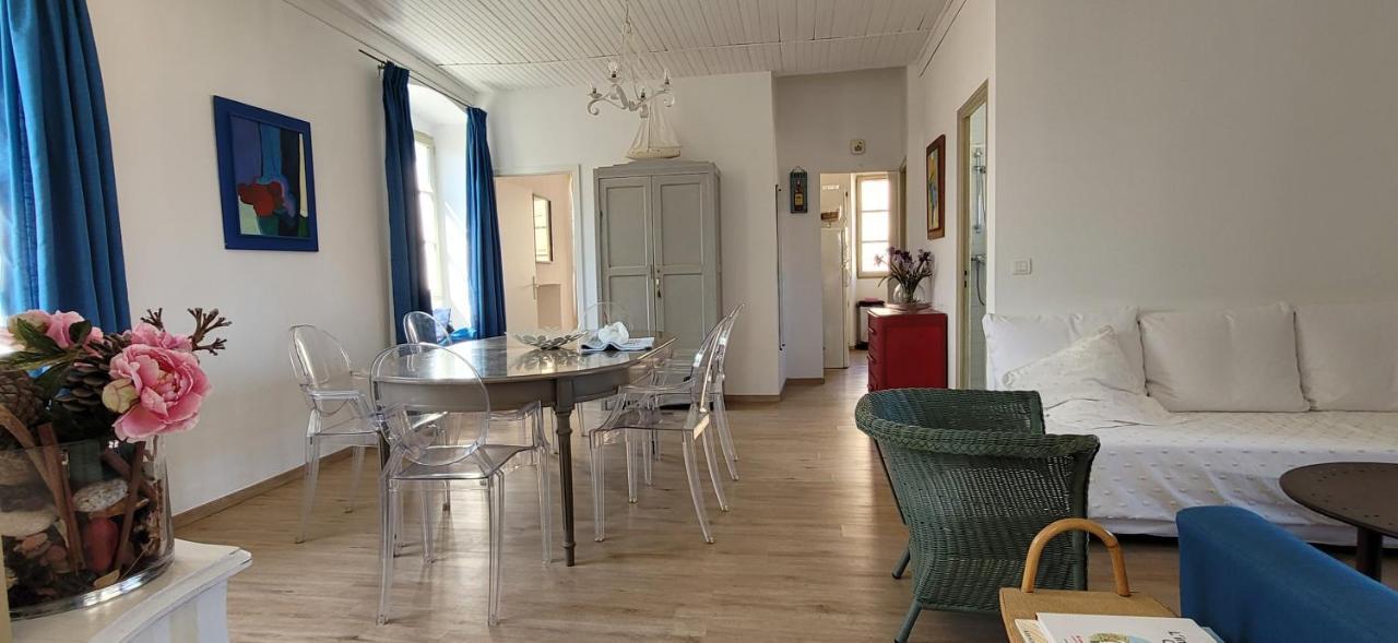 Casa Anna Apartment Калви Екстериор снимка
