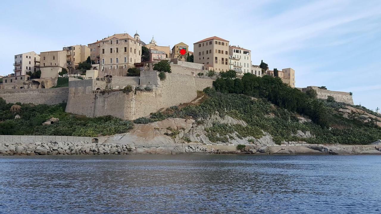 Casa Anna Apartment Калви Екстериор снимка